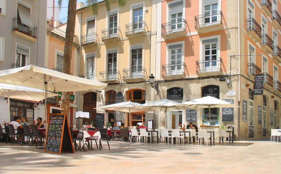 4 Bedrooms -seneca Center Appartement